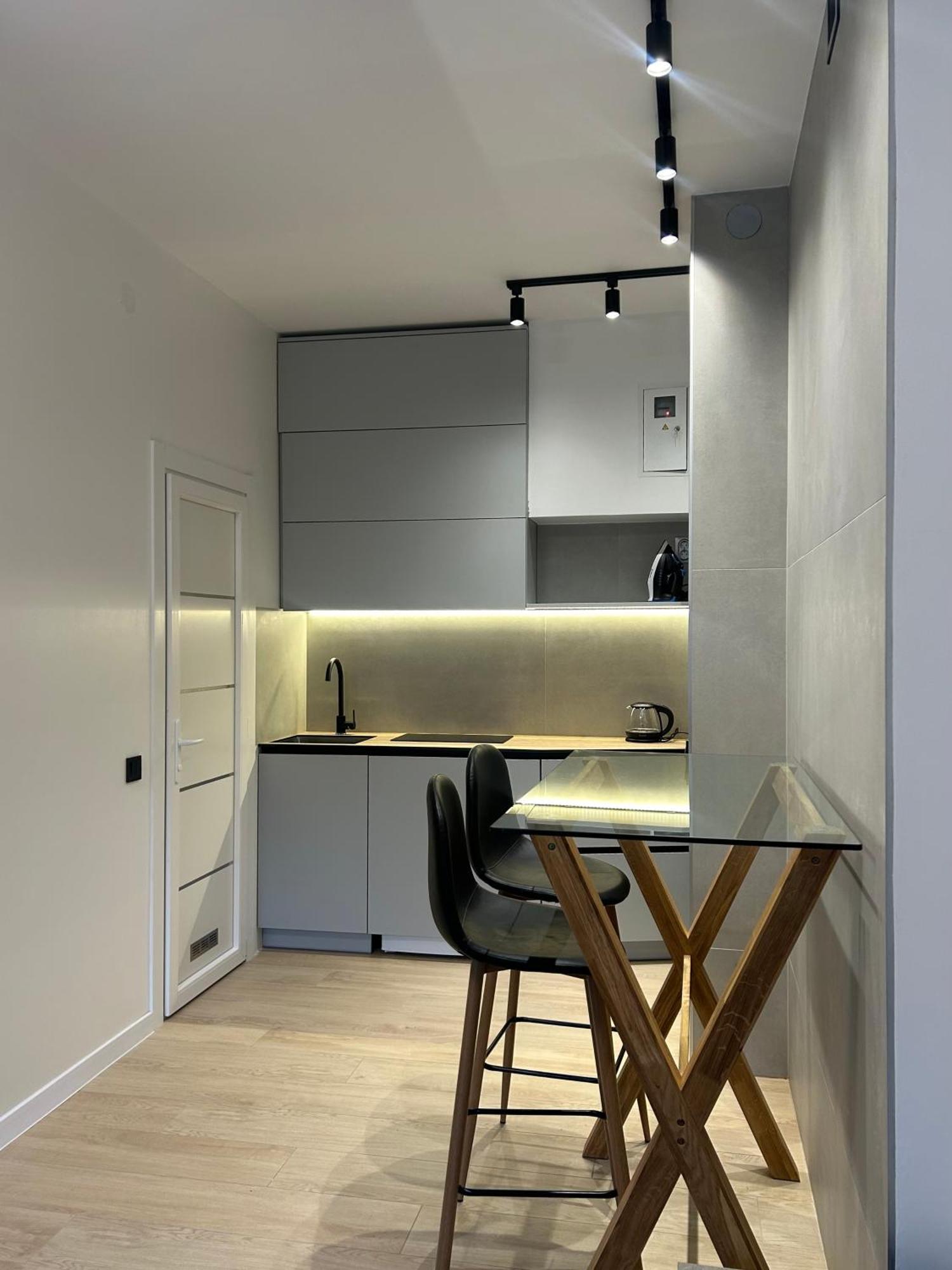 Apartment Miamo студія з терасою вул кубійовича 20 *